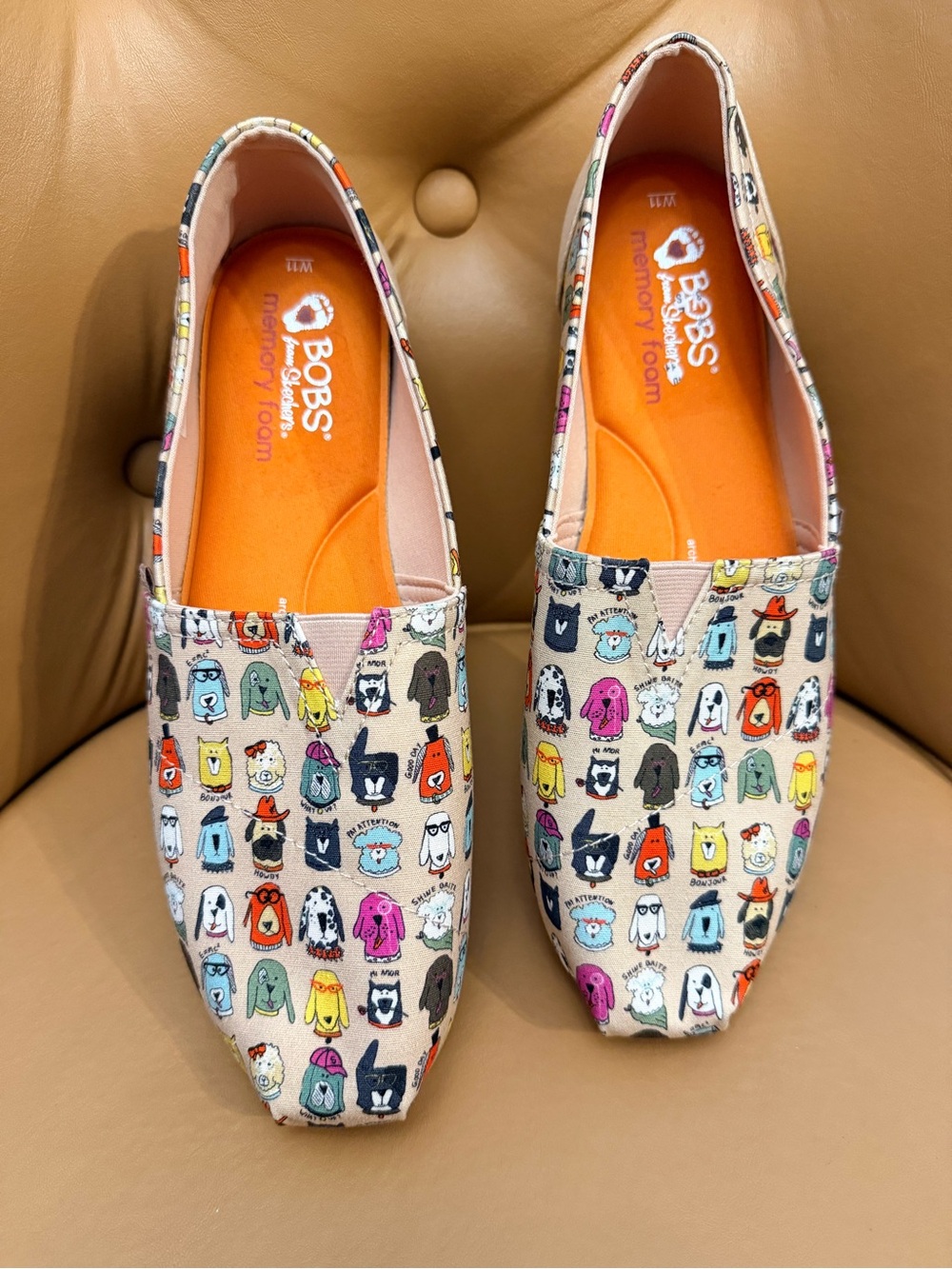 NWOT Skechers bobs dog woof memory foam Size 11 Slip ons